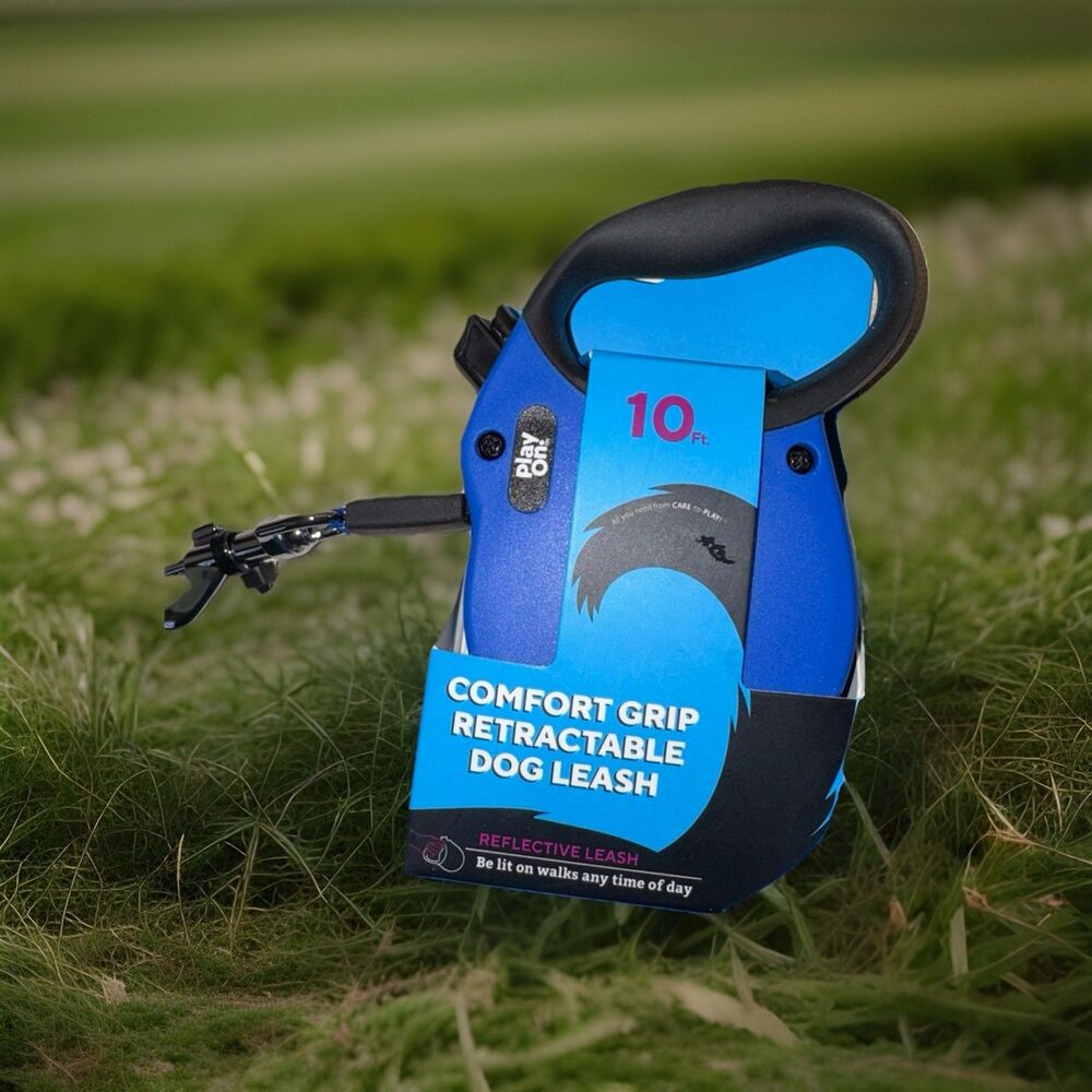 NEW PLAY ON COMFORT GRIP RETRACTABLE DOG LEASH 10 FT UP TO 25 POUNDS